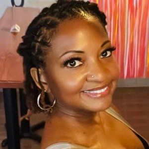 Meet your Posher, Aminata